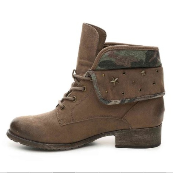FLASH SALE - TODAY!  Adorable Camouflage Booties - Picture 3 of 5